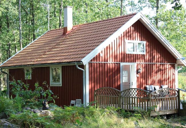 House in Oskarshamn - Småland vacation in the forest between lakes and the Baltic Sea coast