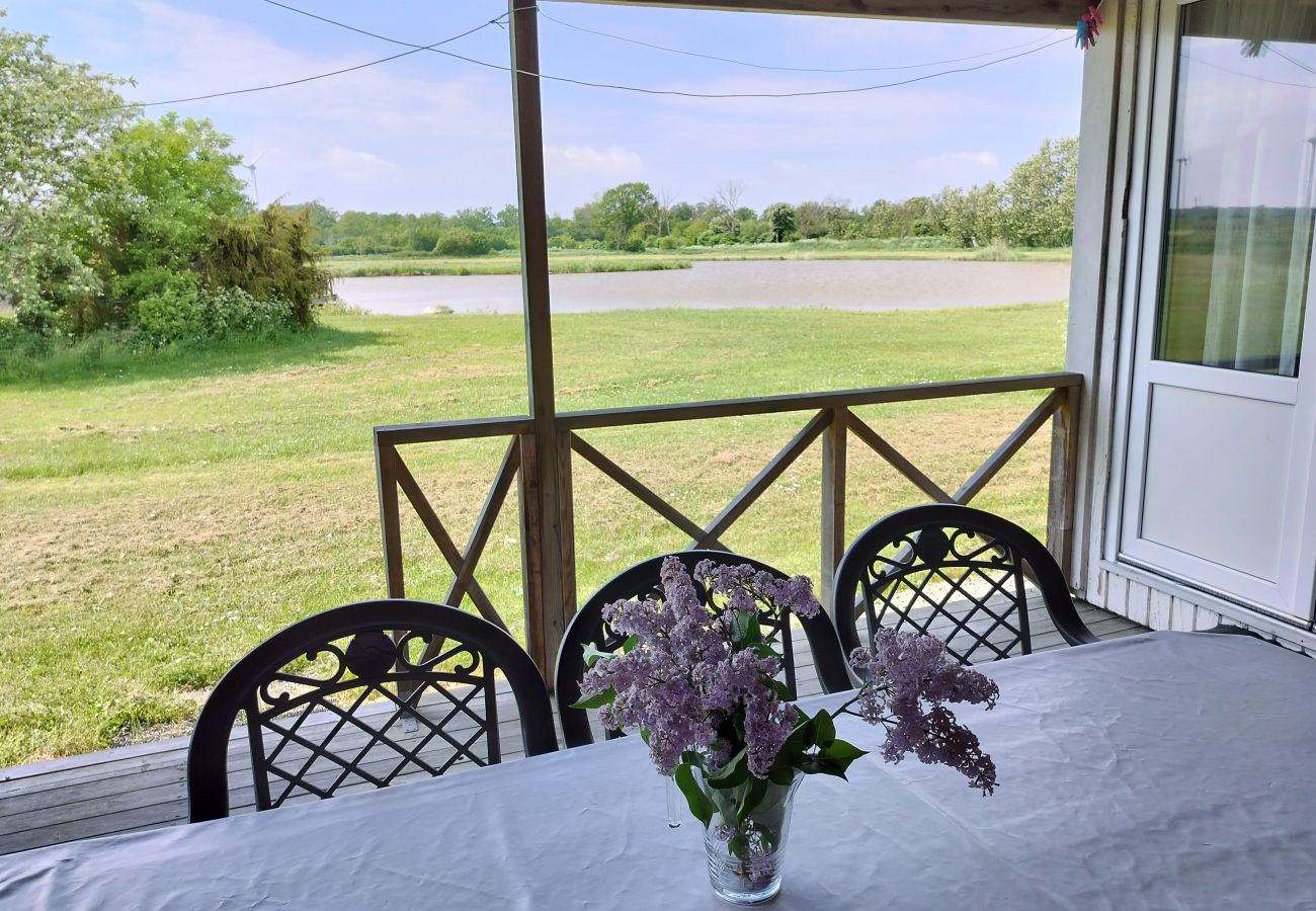 House in Köpingsvik - Beautiful holiday home with lake views on Öland