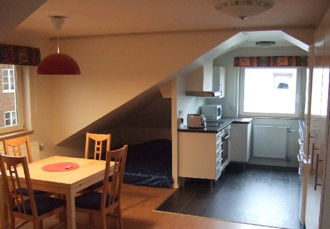 Apartment in Helsingborg - Lovely penthouse apartment in a villa in Helsingborg