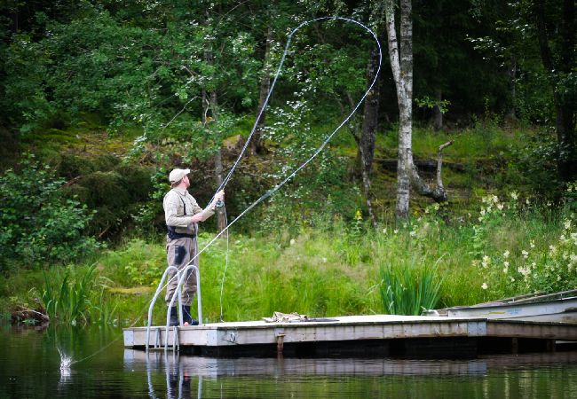 House in Alingsås - Living and fishing in wonderful nature!
