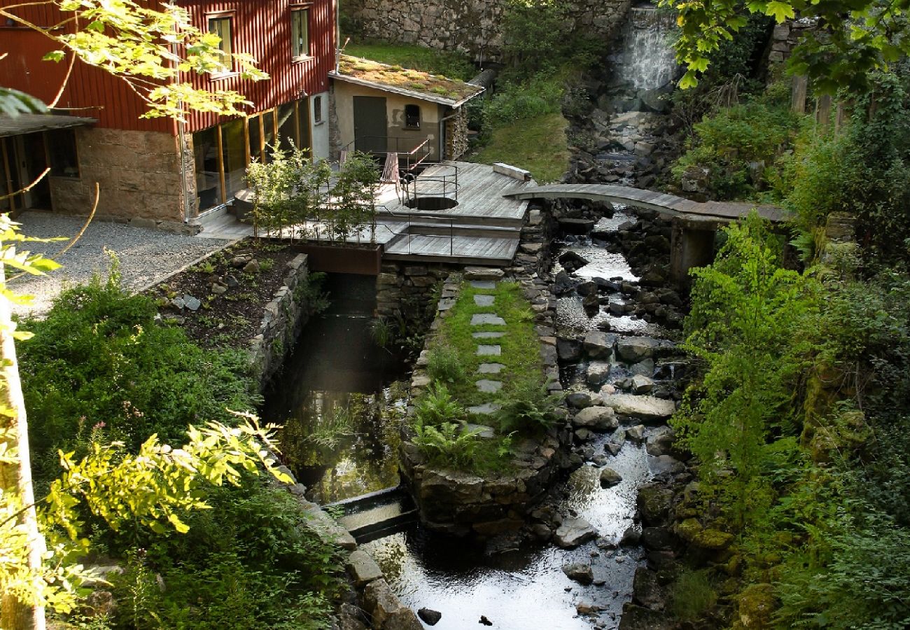 House in Alingsås - Living and fishing in wonderful nature!