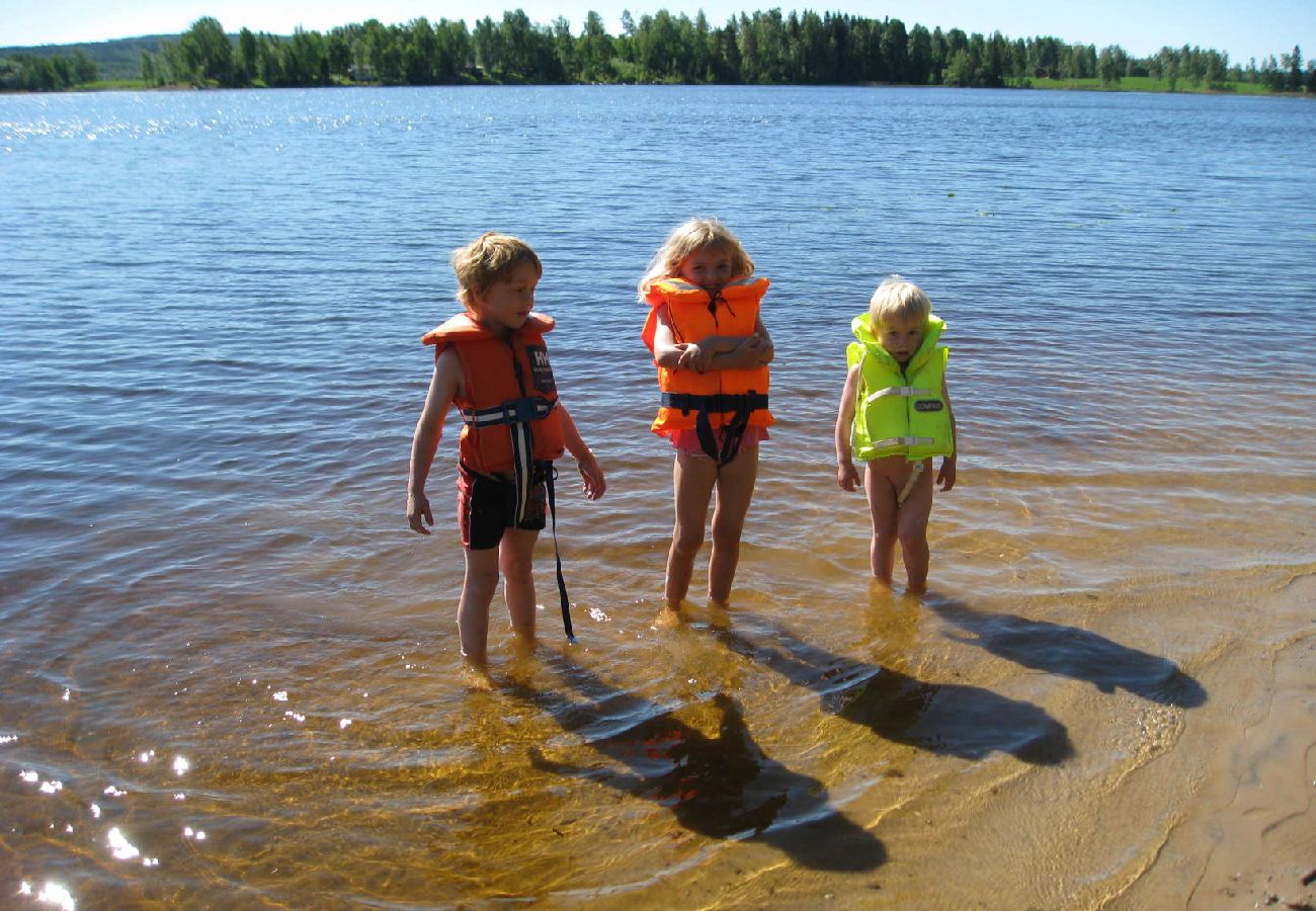 House in Kopparberg - Holiday home in Bergslagen with lake views