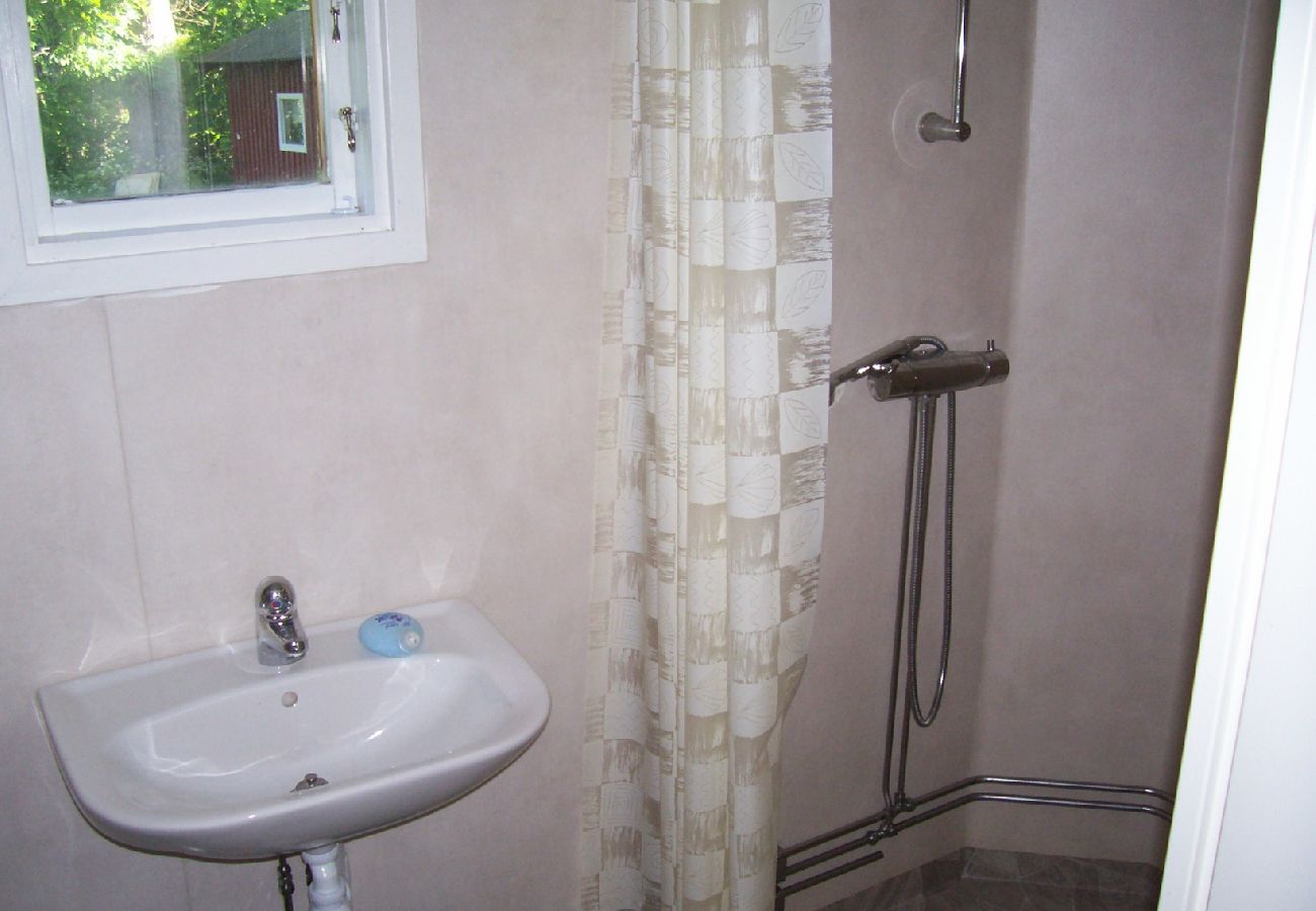 House in Stjärnhov - Holiday home in the countryside with lake view