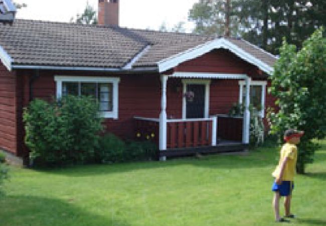 House in Sollerön - Cottage at the waterfront of the lake Siljan in Dalarna