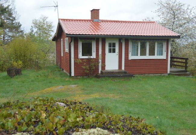 House in Vikbolandet - With lake views on the east coast of Sweden