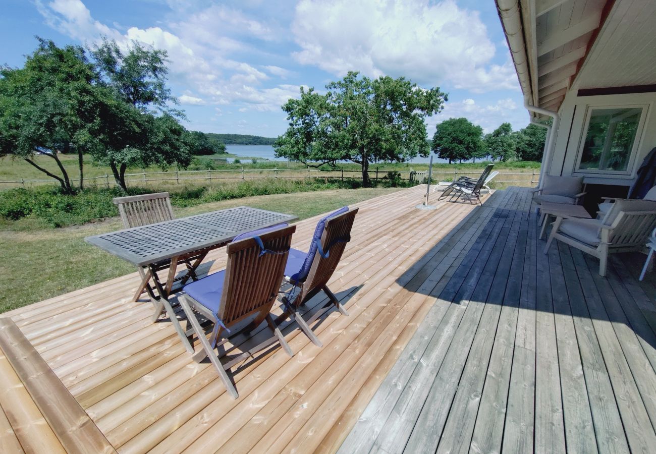 House in Jämjö - Vacation with sea view and private beach
