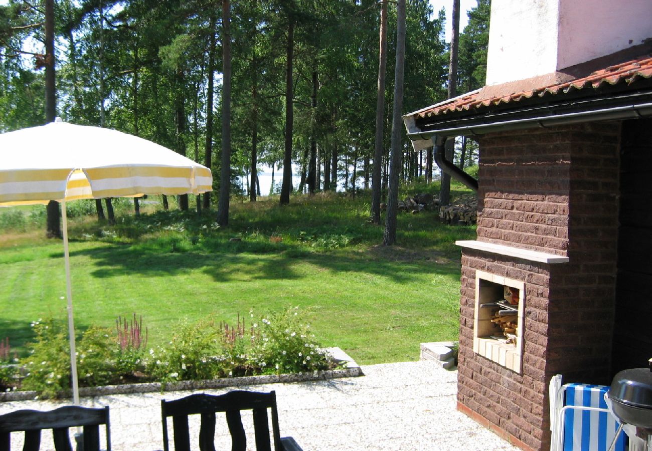 House in Motala - Beautiful holiday home with a view of Lake Vättern