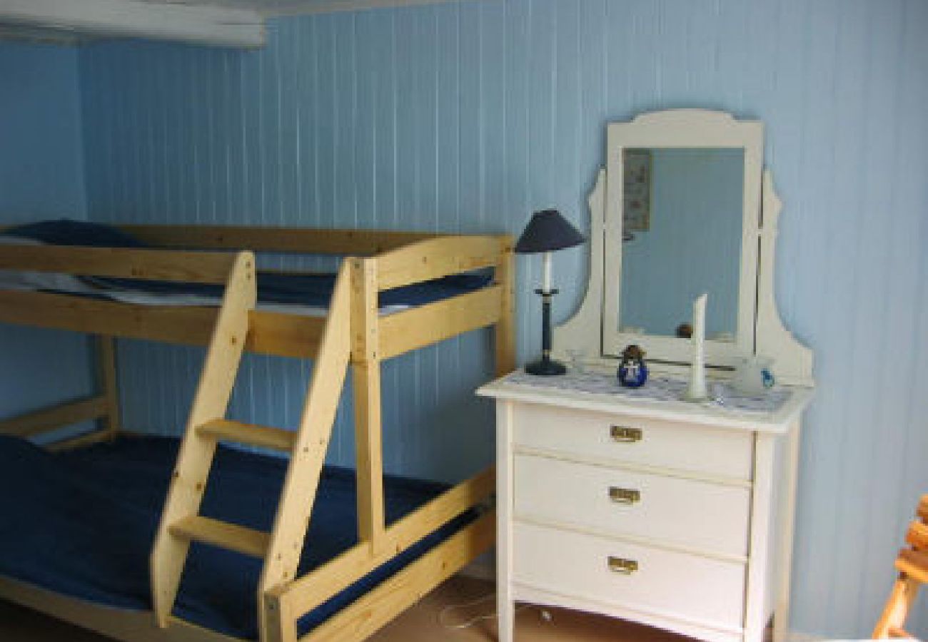 Apartment in Västerlanda - Rum Älvbacken 