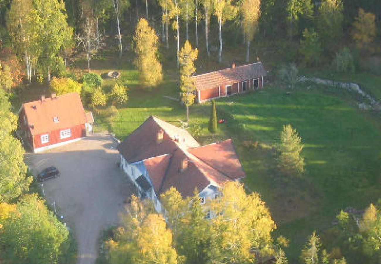 House in Arboga - Family holiday in the countryside in a holiday home