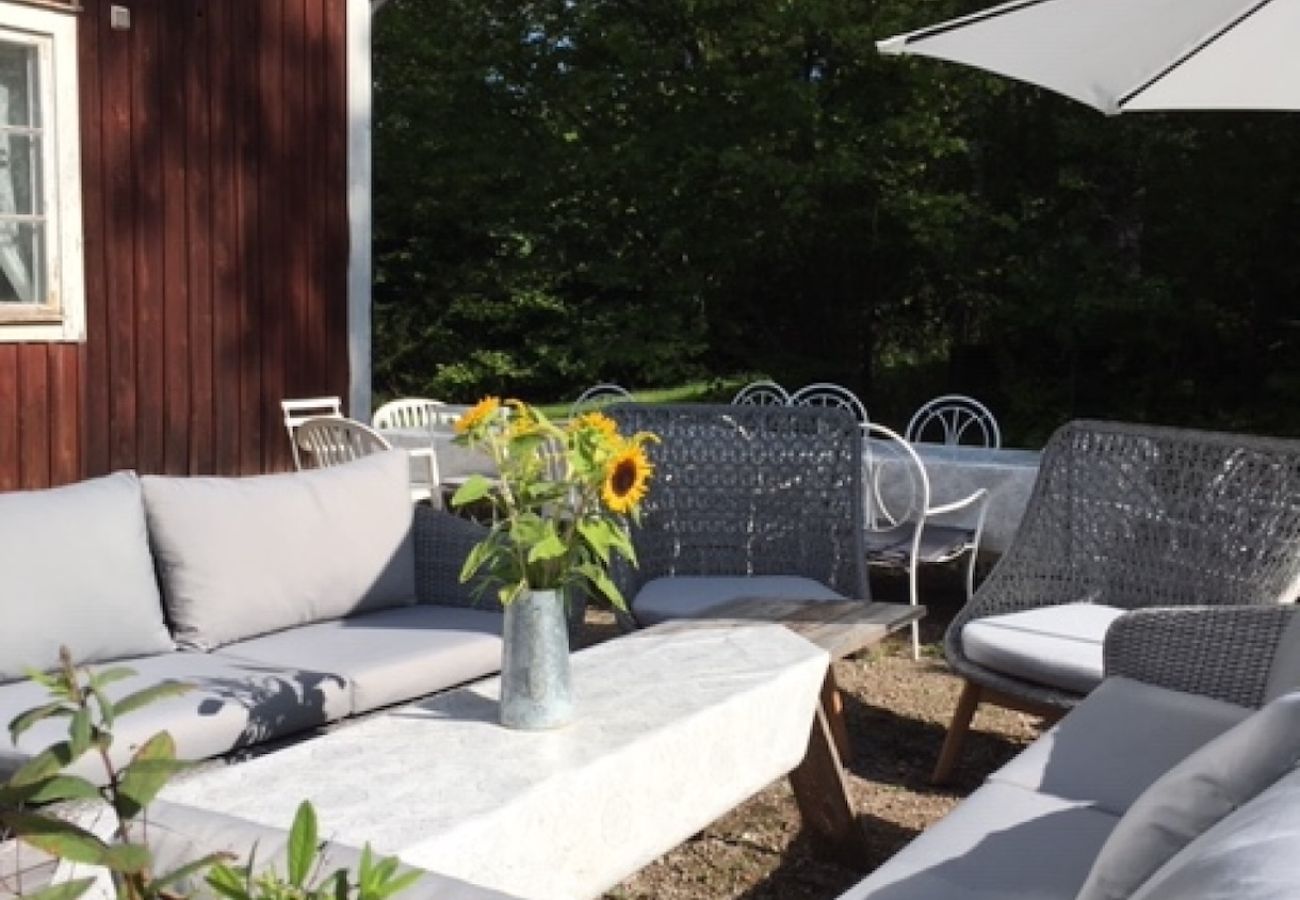 House in Arboga - Family holiday in the countryside in a holiday home