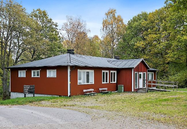 House in Floda - Lake Uspen house 4