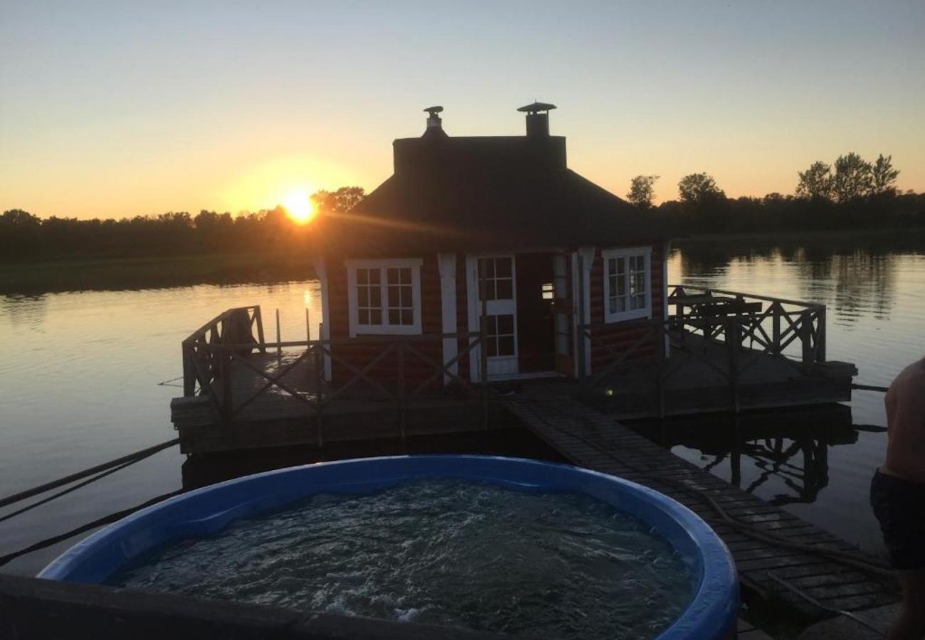 House in Köpingsvik - Nice holiday home just 200 m from a small swimming area