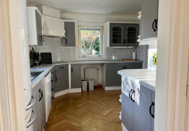 House in Vena - Idyllic location on the outskirts of a village House in Vena - Idyllic location on the outskirts of a village