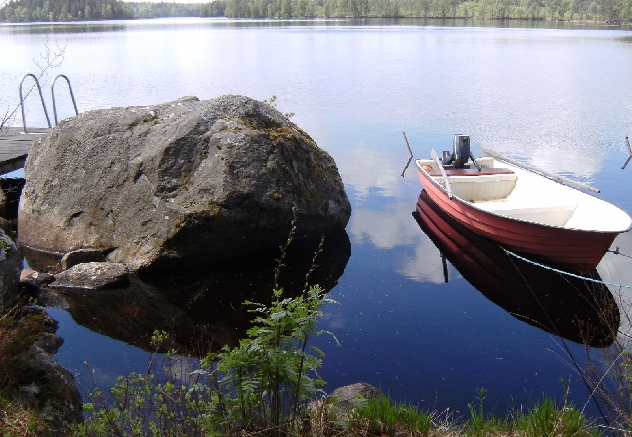 House in Hallaryd - Holidays at the lake with a lake view and internet