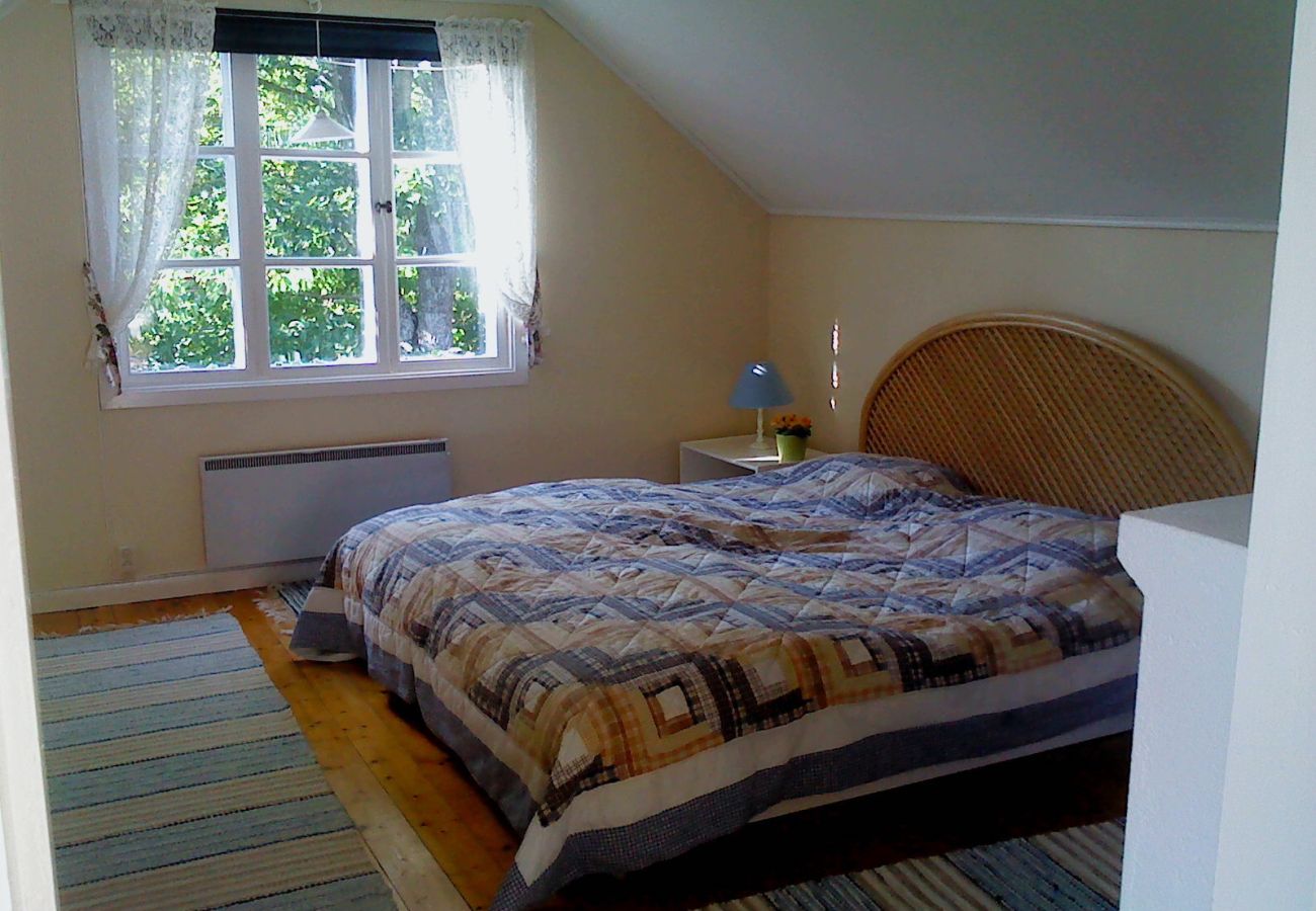 House in Ålem - Large, Quiet, GENUINE with many rooms near the sea.