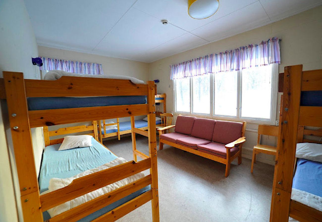Rent by room in Floda - Lakeside accommodation Uspen