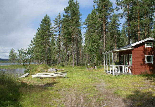 House in Arvidsjaur - Holidays at the lake in the wilderness of northern Sweden