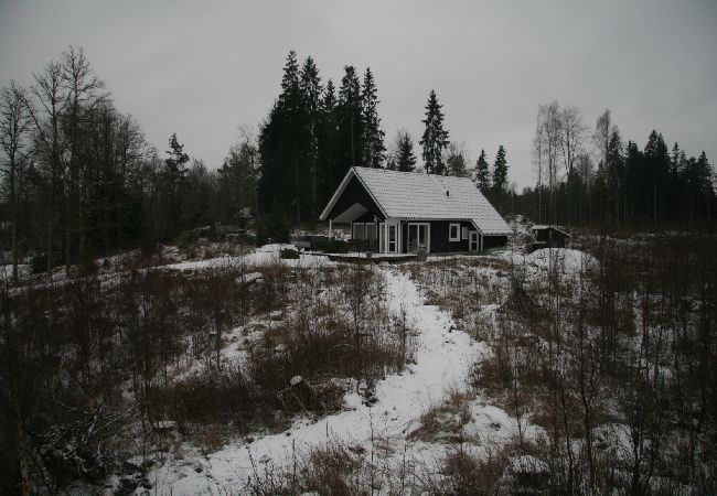 House in Forsheda - Lonely cabin in Småland directly on the lake House in Forsheda - Lonely cabin in Småland directly on the lake