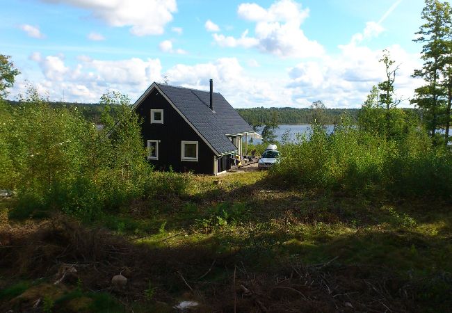 House in Forsheda - Lonely cabin in Småland directly on the lake