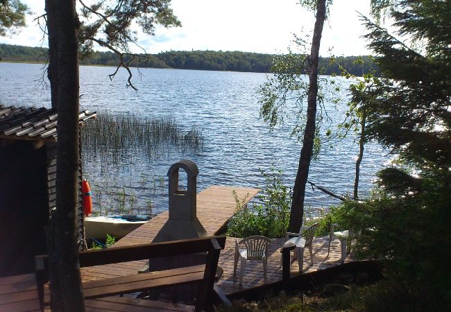 House in Forsheda - Lonely cabin in Småland directly on the lake House in Forsheda - Lonely cabin in Småland directly on the lake