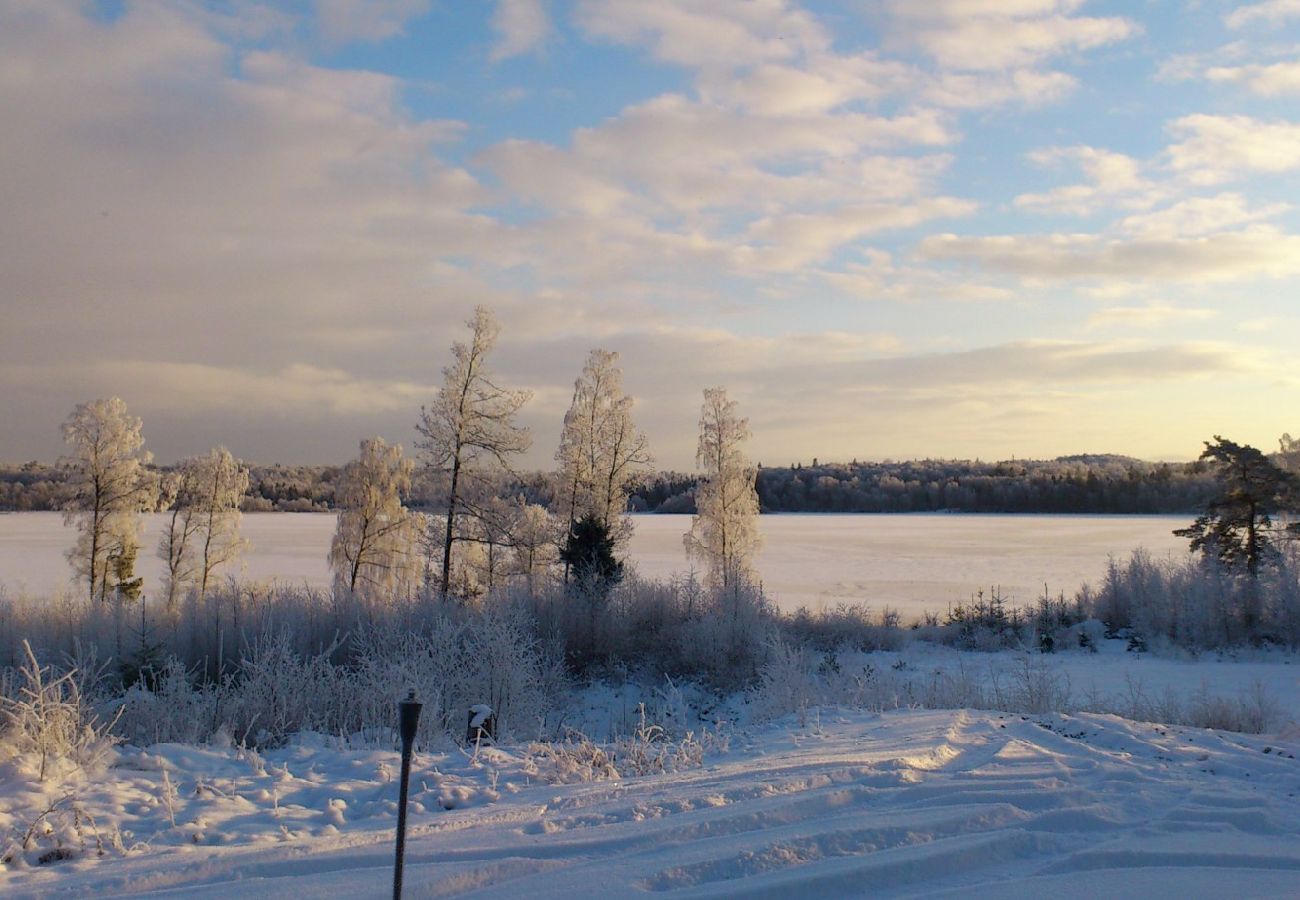 House in Forsheda - Lonely cabin in Småland directly on the lake