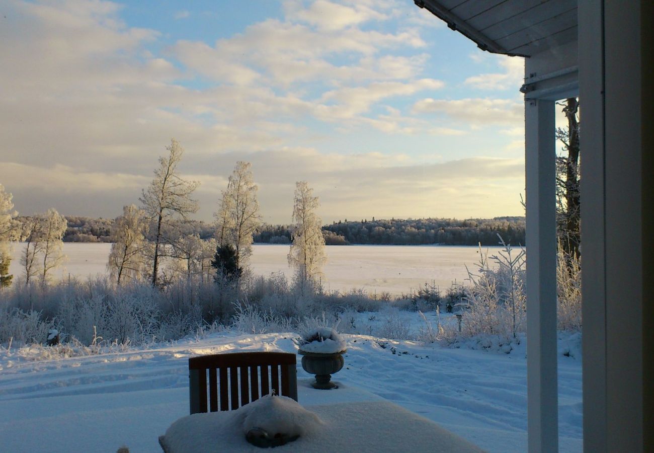 House in Forsheda - Lonely cabin in Småland directly on the lake