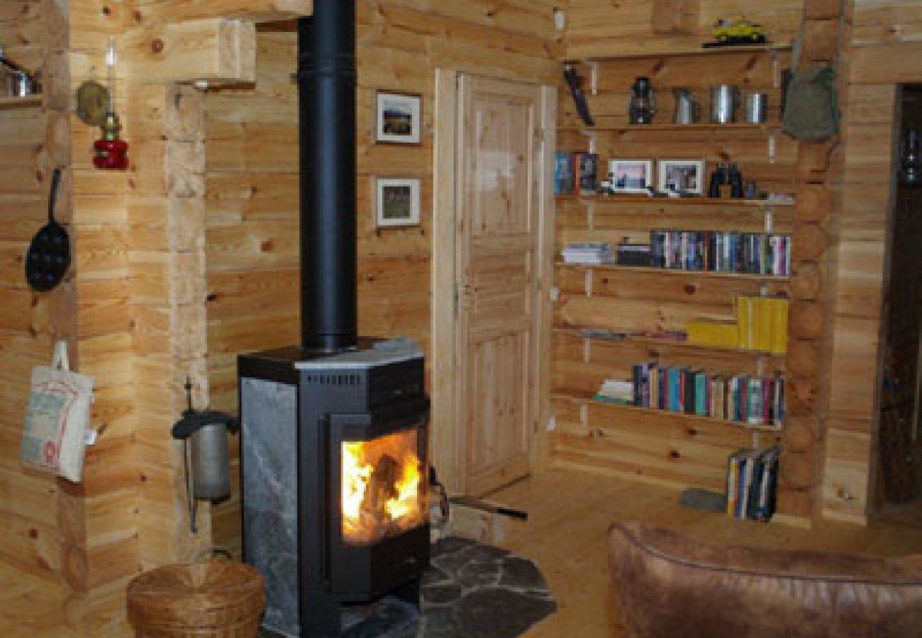 House in Bräcke - Comfortable and modern living at the lake