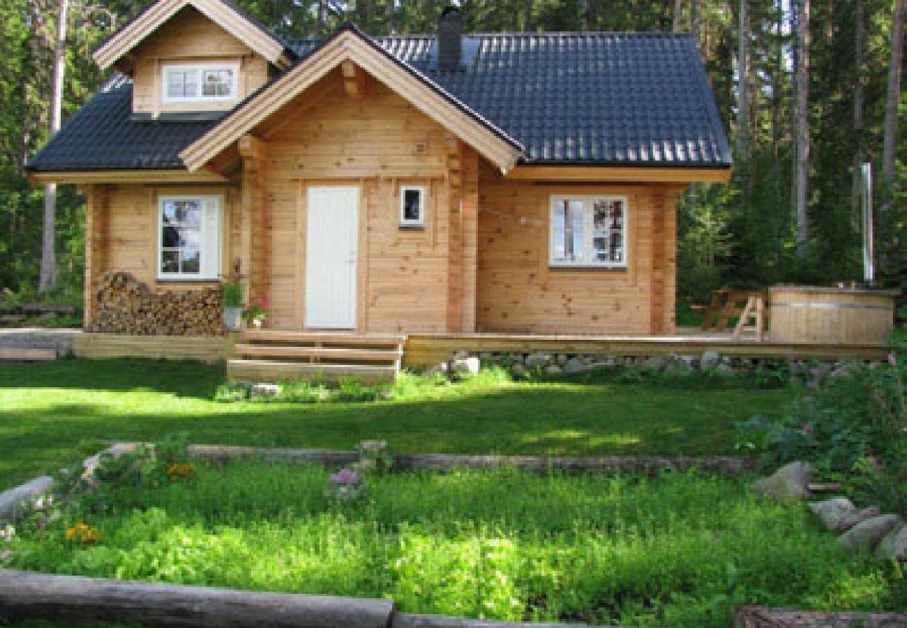 House in Bräcke - Comfortable and modern living at the lake