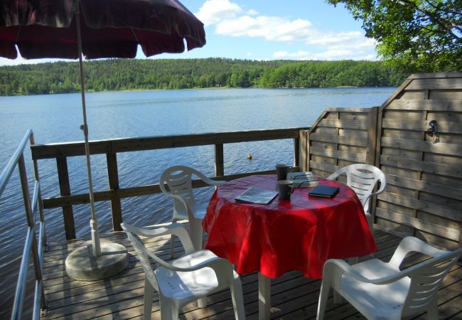 House in Mellerud - Holiday home in Dalsland at the lake Örsjön