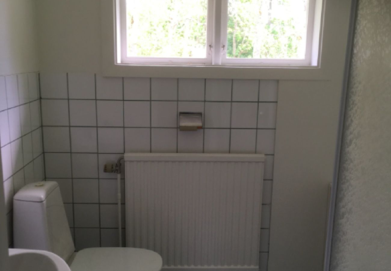 House in Vetlanda - Inexpensive holiday by the lake in Småland