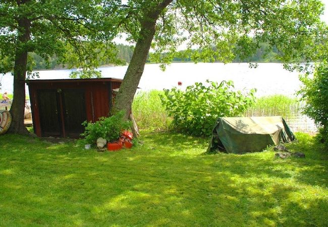 House in Värmdö - Holidays in the Stockholm archipelago 20 meters from the sea