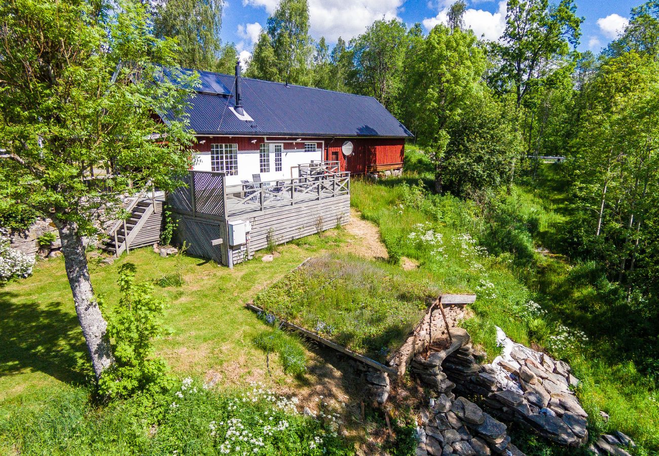 House in Öxabäck - Modern angler's cottage in southern Sweden