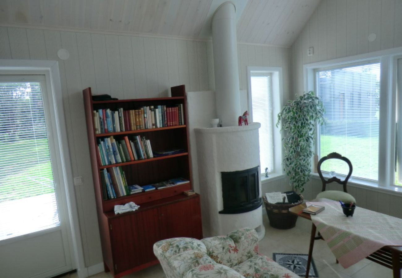 House in Källby - Holiday home in a dream location 30 meters from Lake Vänern