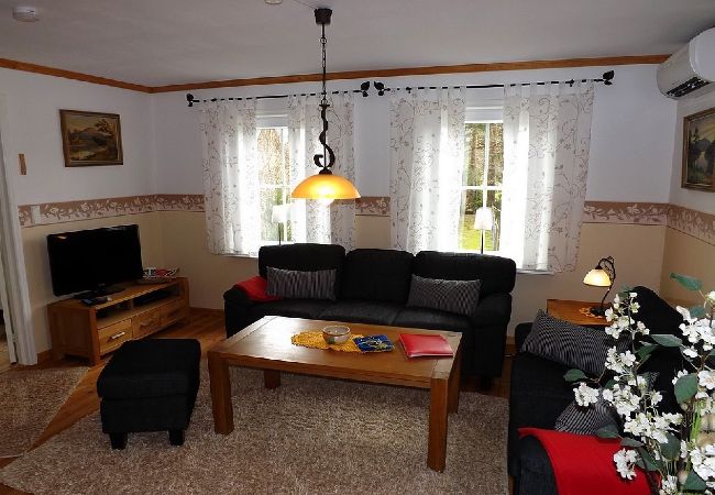 House in Rosenfors - Quietly located cottage right next to the forest and 300 m from the water House in Rosenfors - Quietly located cottage right next to the forest and 300 m from the water