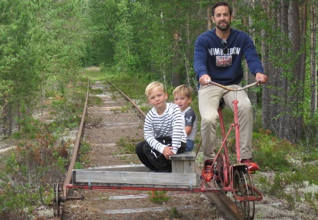 House in Mora - Attractive timber lodge near lake beach  House in Mora - Attractive timber lodge near lake beach