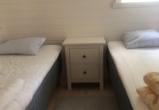 House in Mora - Attractive timber lodge near lake beach  House in Mora - Attractive timber lodge near lake beach