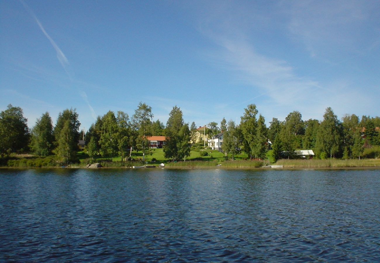 House in Lesjöfors - Large holiday home for 18 people in beautiful Värmland