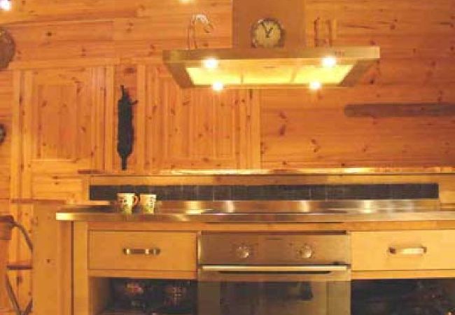House in Bräcke - Wonderful comfort log home right on the lake House in Bräcke - Wonderful comfort log home right on the lake