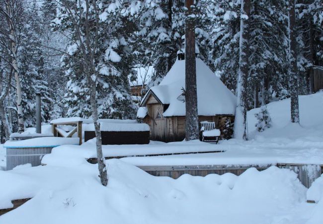 House in Bräcke - Wonderful comfort log home right on the lake House in Bräcke - Wonderful comfort log home right on the lake