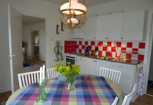 House in Ryd - Wonderful holiday home directly on Lake Åsnen with boats, canoes and internet House in Ryd - Wonderful holiday home directly on Lake Åsnen with boats, canoes and internet