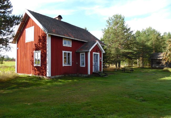 House in Venjan - Dalarna holiday home in picturesque Venjan