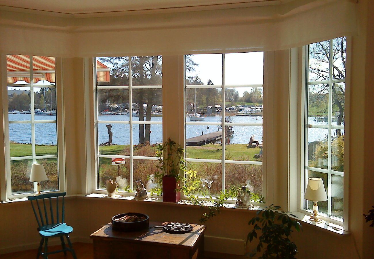 House in Bålsta - Luxurious lakeside villa very close to Stockholm