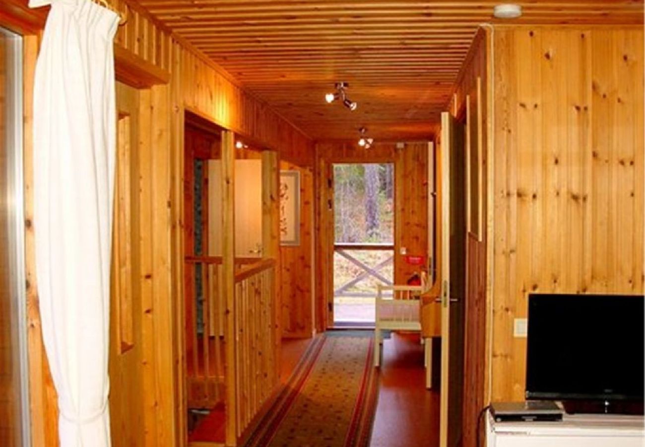 House in Årjäng - Wilderness and fishing holiday by the lake with boat & sauna in beautiful Värmland
