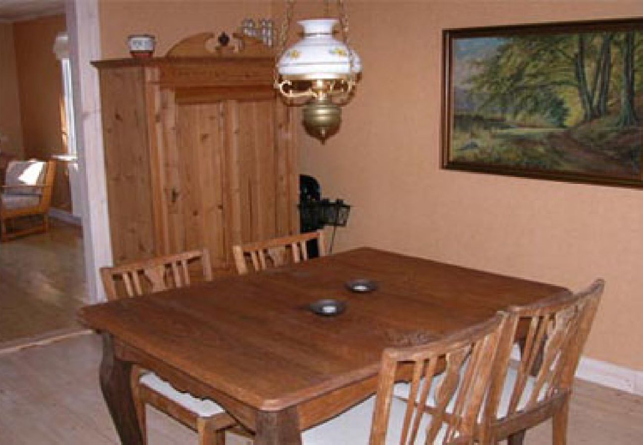 House in Nordmarkshyttan - Quiet, close to nature accommodation in Värmland