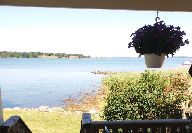 House in Sturkö - Holiday home by the sea in Blekinge