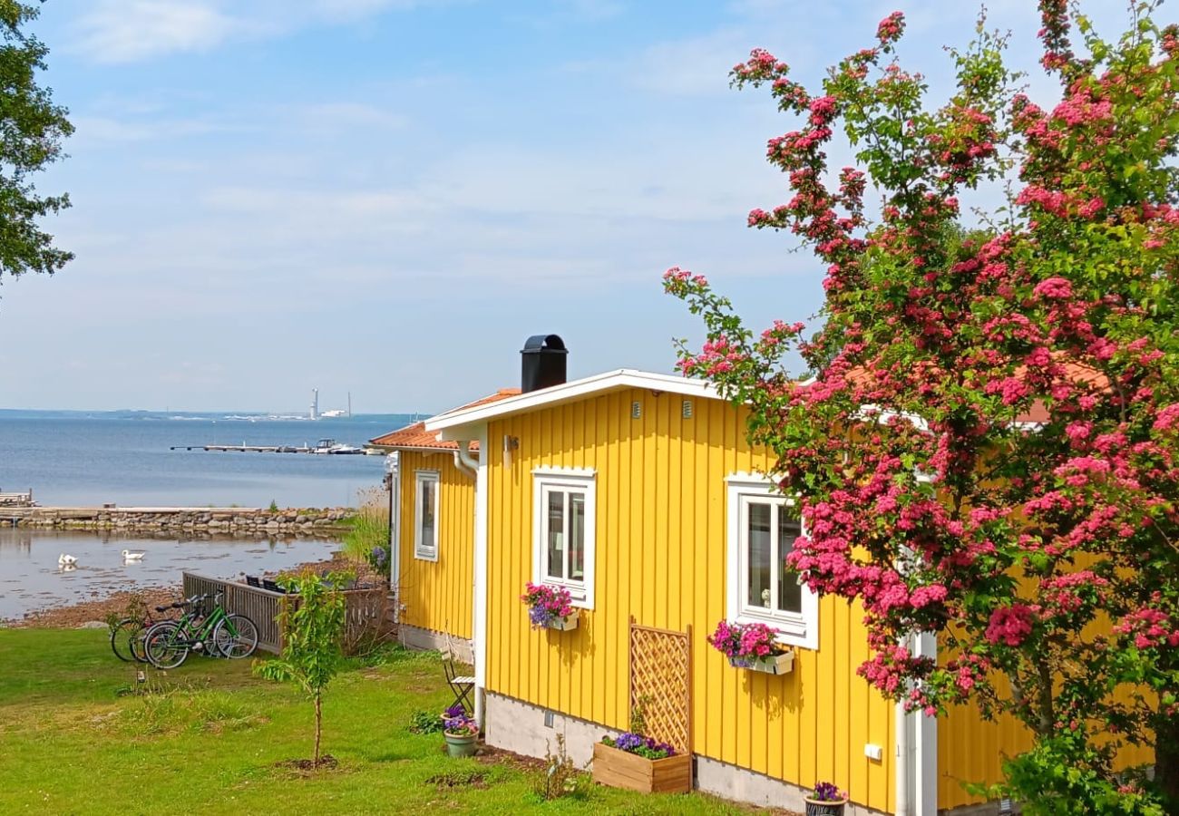 House in Sturkö - Holiday home by the sea in Blekinge