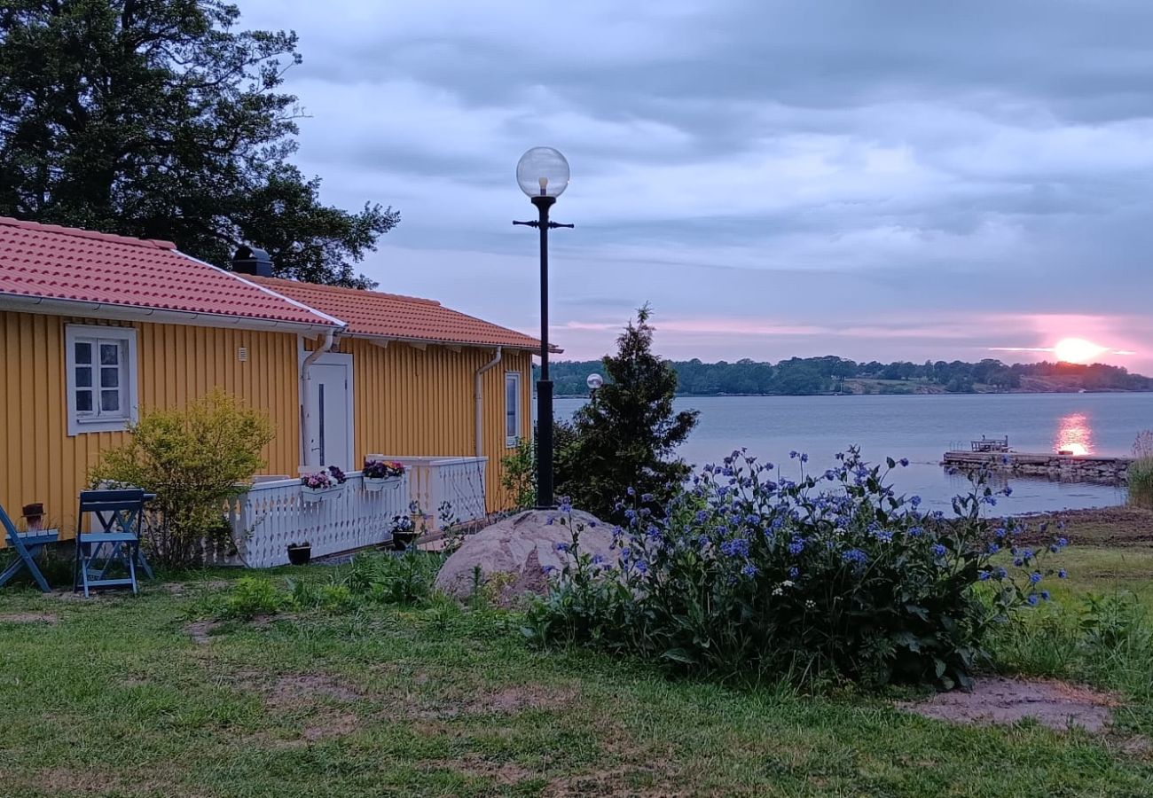 House in Sturkö - Holiday home by the sea in Blekinge