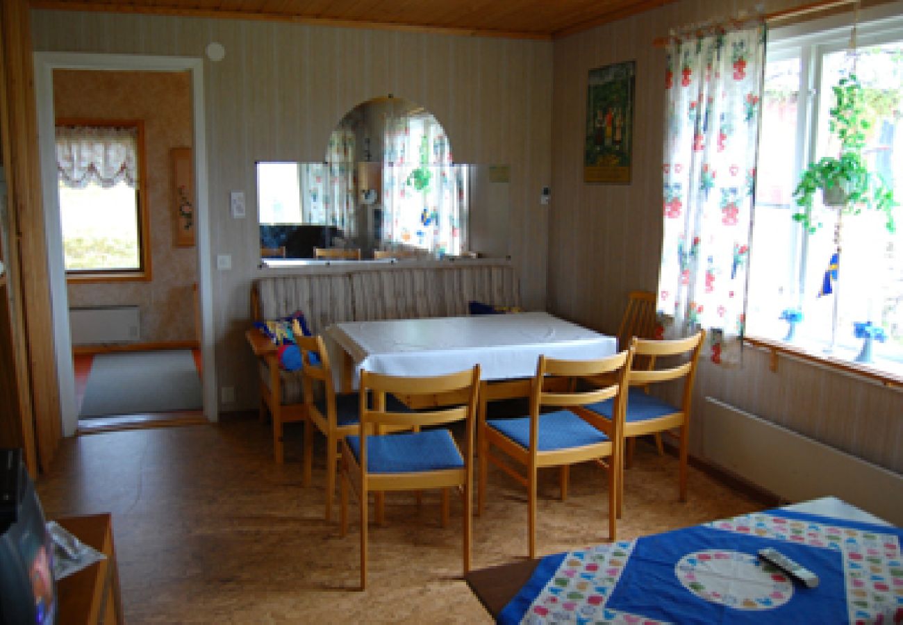 House in Gräsmark - Beautiful holidays in nature with good opportunities for fishing