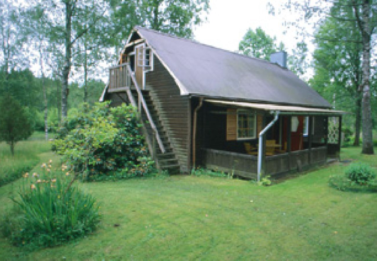 House in Skillingaryd - Cottage by the water with sauna