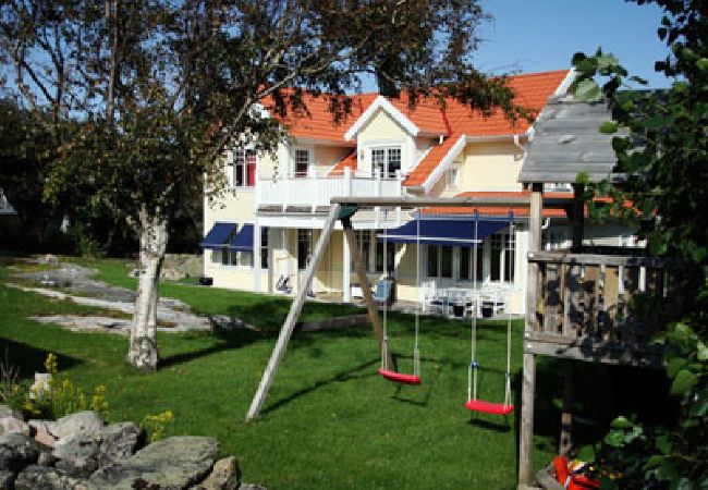 House in Vallda - West coast holiday in idyllic Lerkil House in Vallda - West coast holiday in idyllic Lerkil